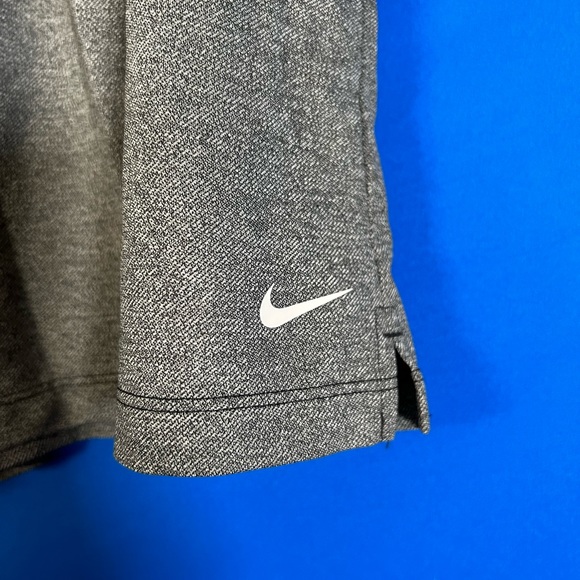 Nike Women’s Training Shorts Plus Size 1X - Picture 3 of 3